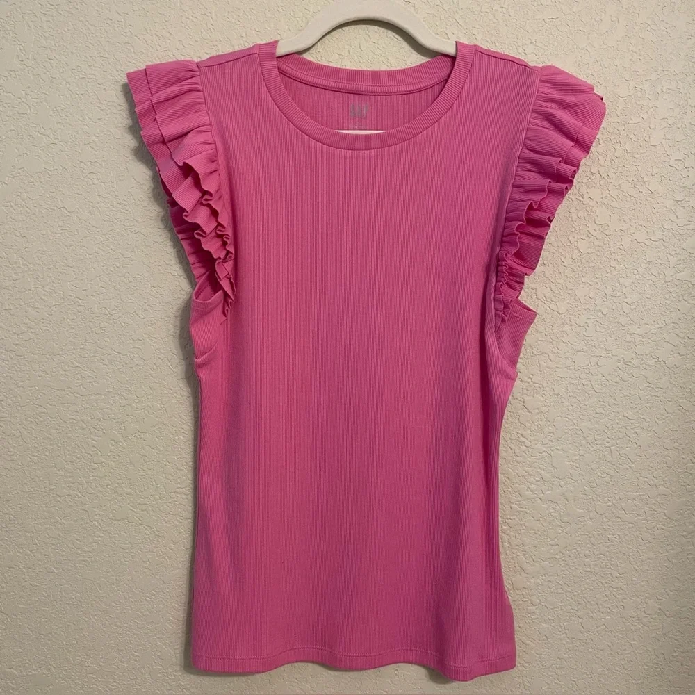 Gap Ruffle Sleeve Top NWOT - Picture 2 of 5